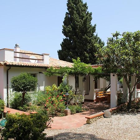 Tenuta Conte Ruggero Santa Domenica  Kültér fotó