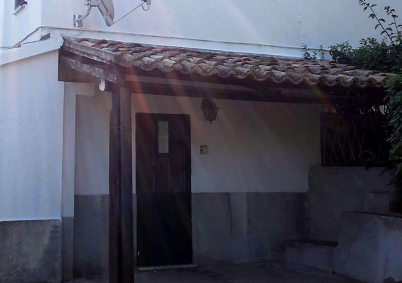 Tenuta Conte Ruggero Santa Domenica  Kültér fotó