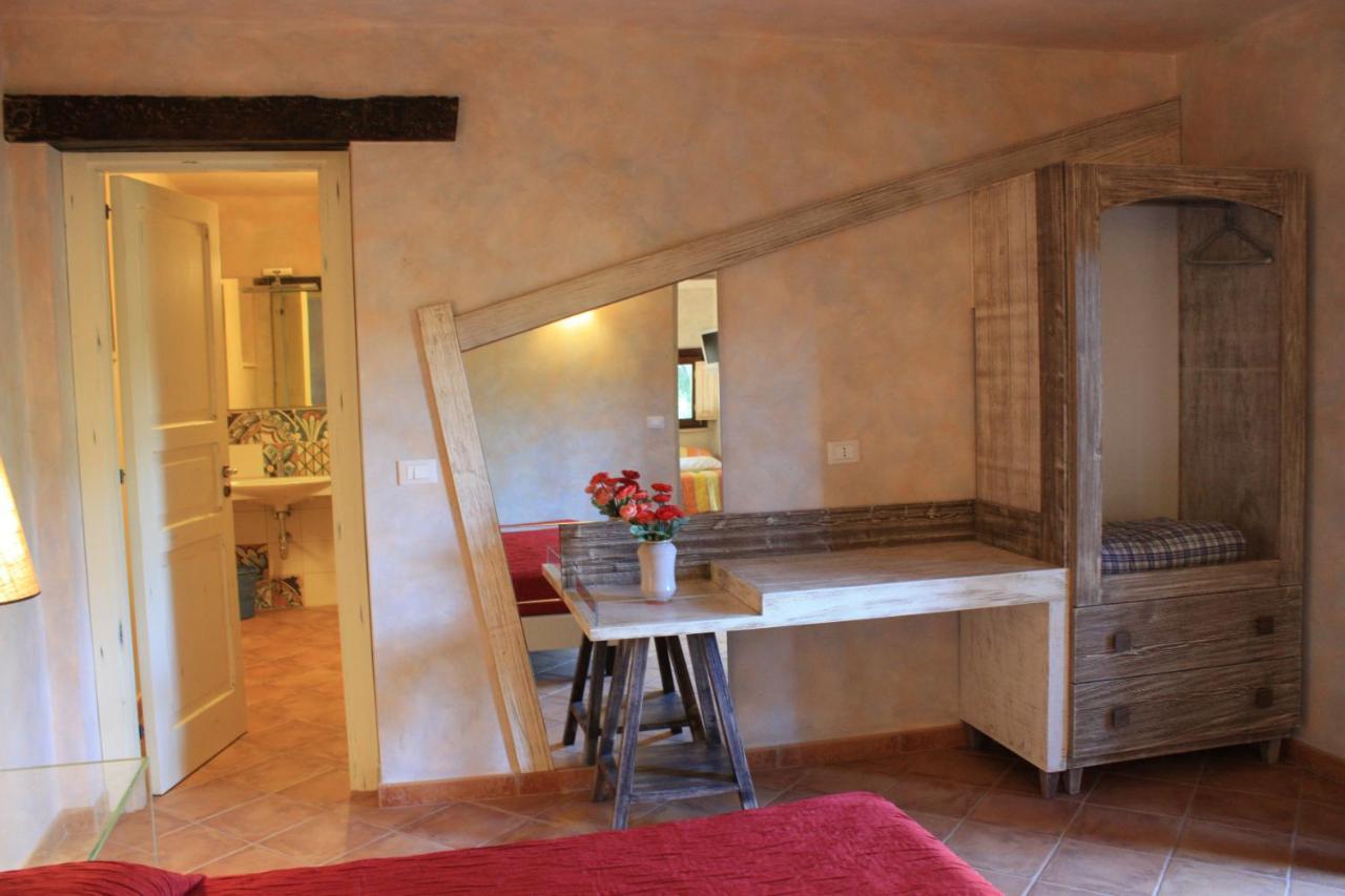 Tenuta Conte Ruggero Santa Domenica  Kültér fotó