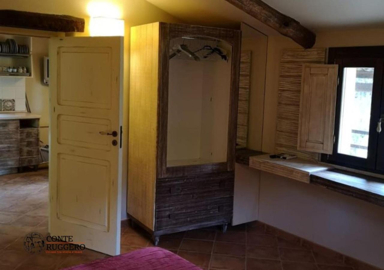 Tenuta Conte Ruggero Santa Domenica  Kültér fotó
