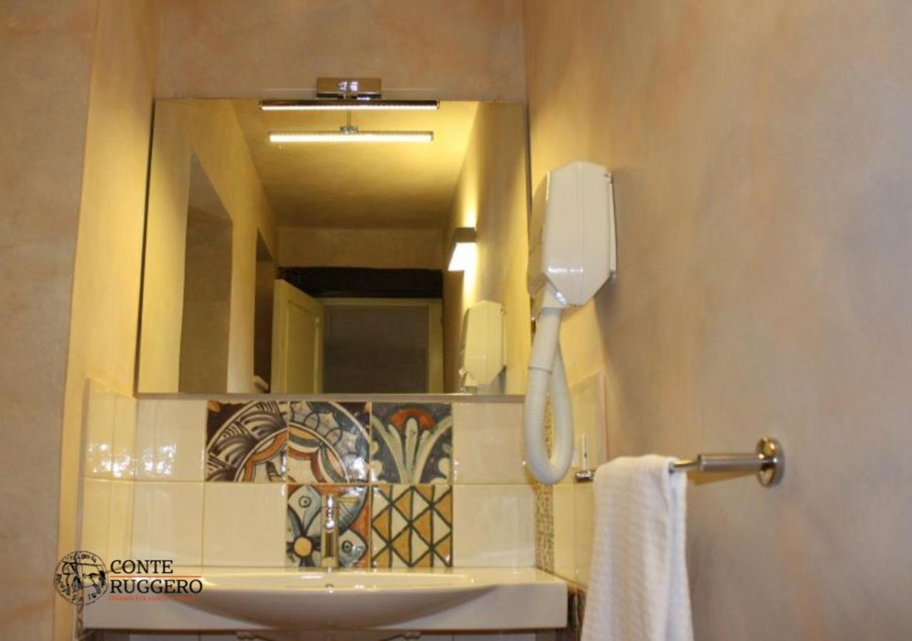 Tenuta Conte Ruggero Santa Domenica  Kültér fotó