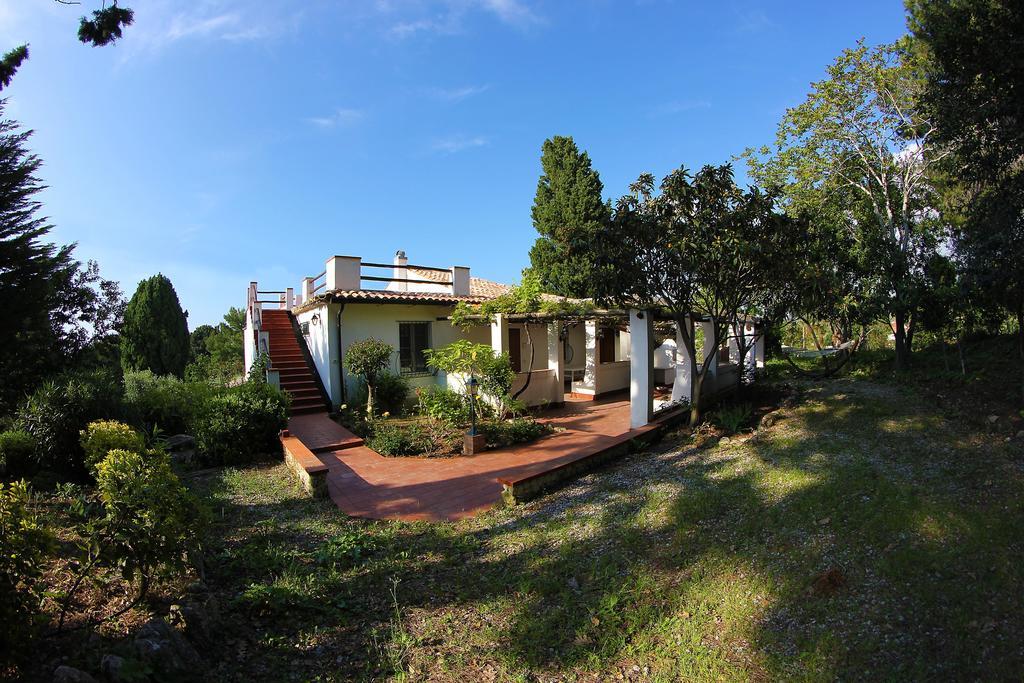 Tenuta Conte Ruggero Santa Domenica  Kültér fotó